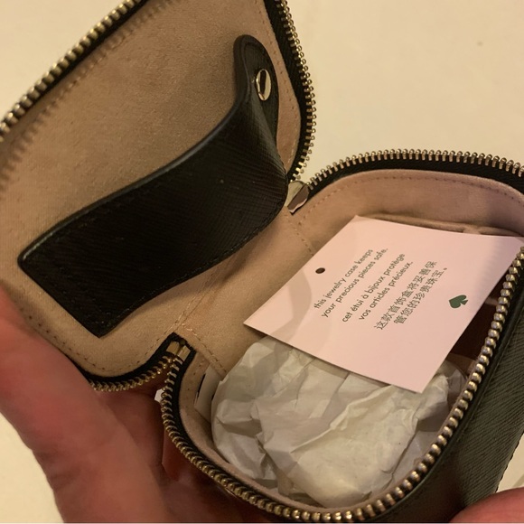 ⚡️NWT Kate Spade Staci Jewelry Holder, Black with Gold Tone Hardware - Picture 11 of 16